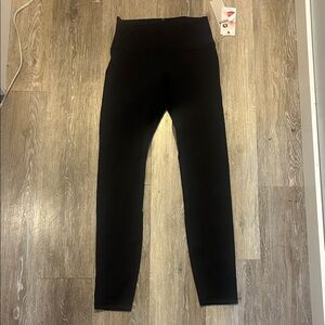 Most flattering women’s Black Leggings